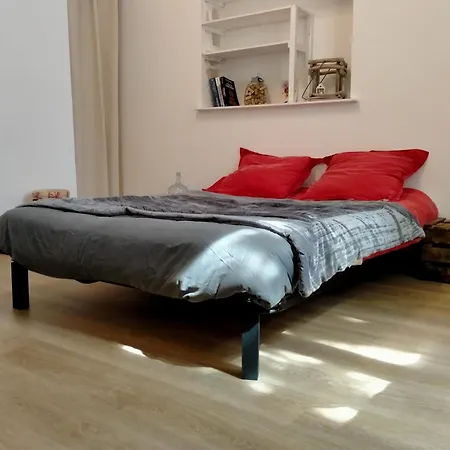 Hébergement de vacances Maison De Vacances 4 Chambres, Jardin Et Toit Terrasse